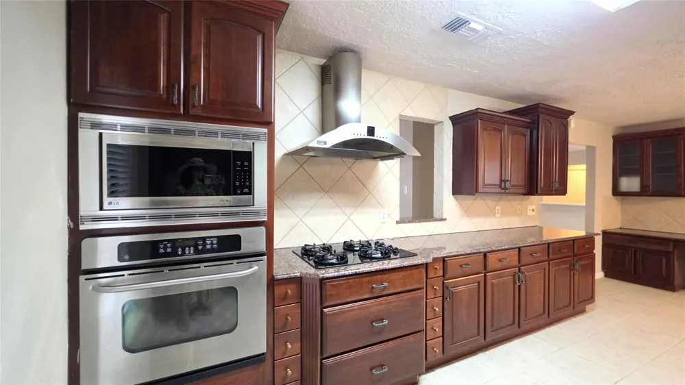 12018 Meadowview Drive Cypress, TX 77429