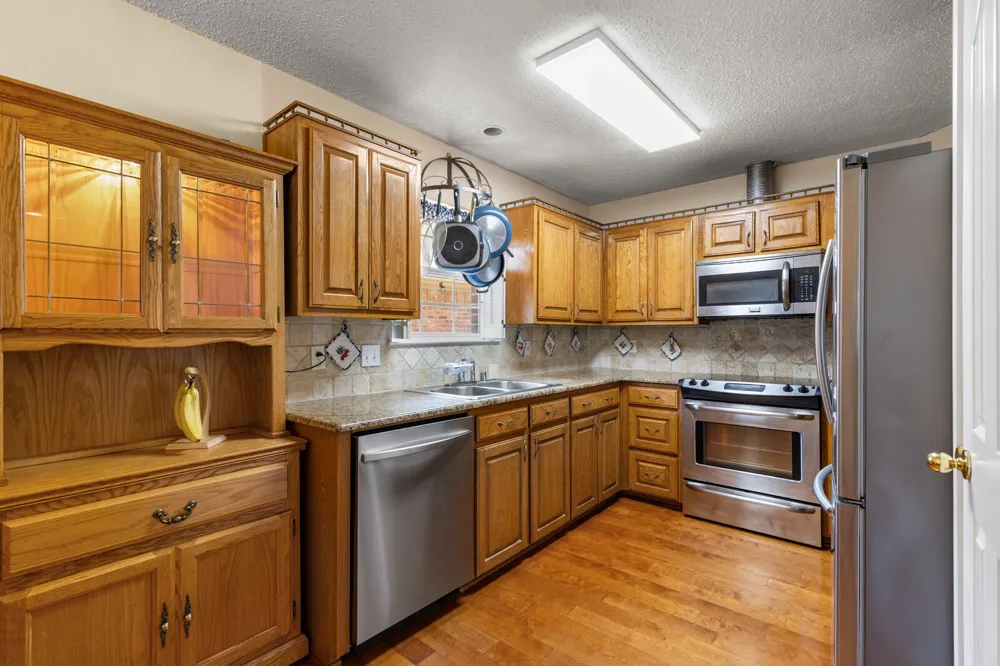 2800 Comanche Trail Waco, TX 76712
