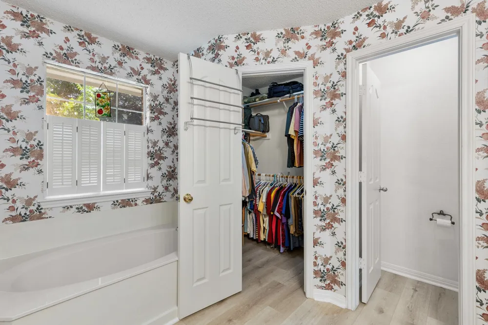 2800 Comanche Trail Waco, TX 76712