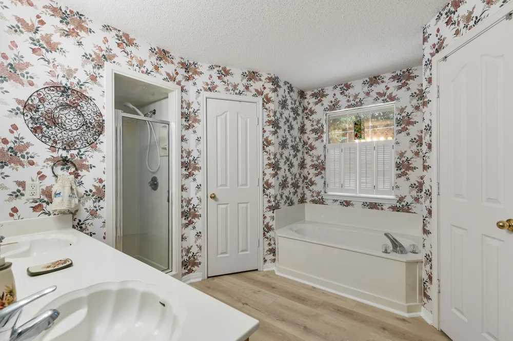 2800 Comanche Trail Waco, TX 76712