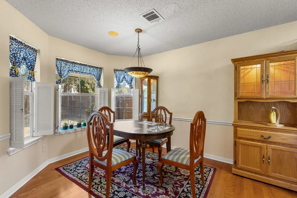 2800 Comanche Trail Waco, TX 76712