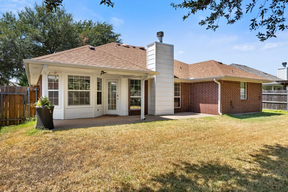 2800 Comanche Trail Waco, TX 76712