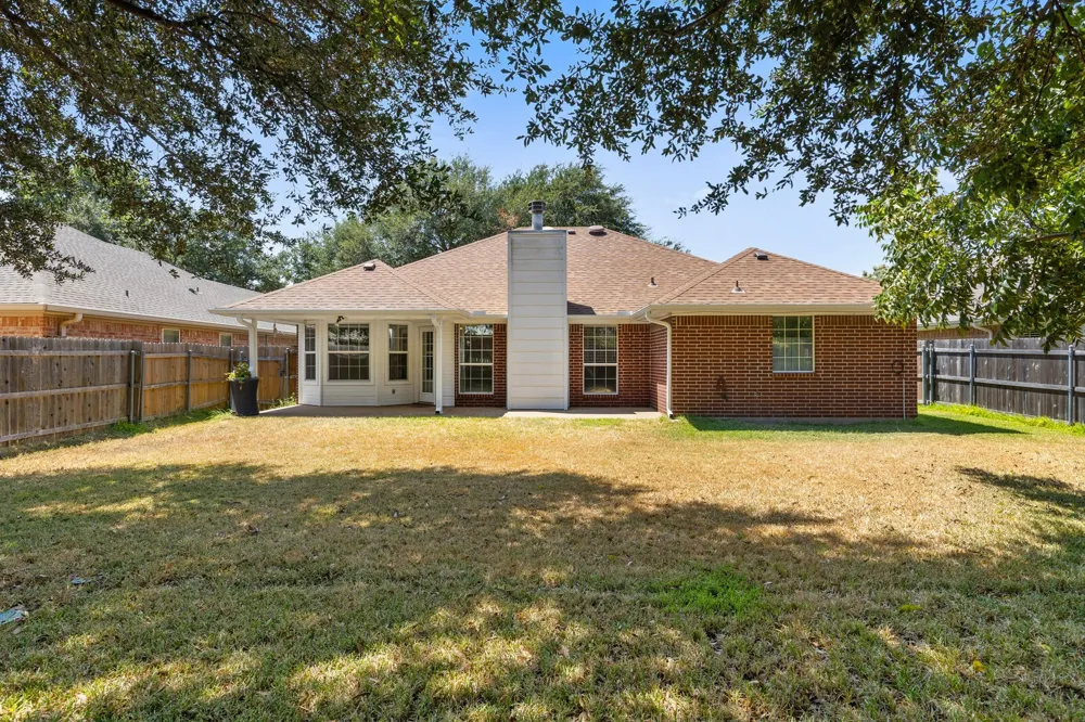 2800 Comanche Trail Waco, TX 76712