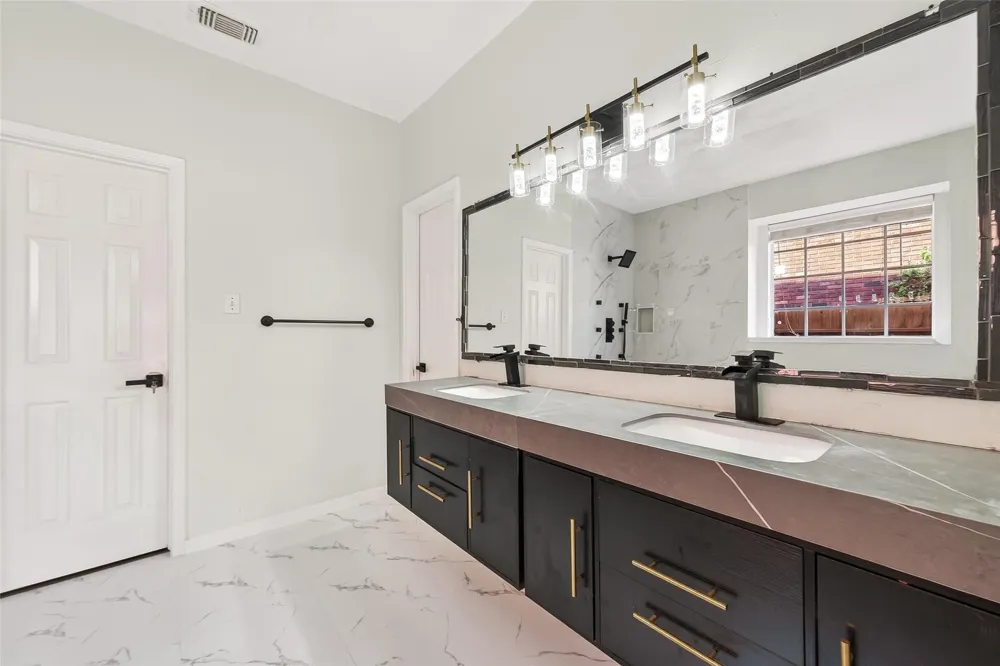 16410 Fondren Grove Drive Missouri City, TX 77489