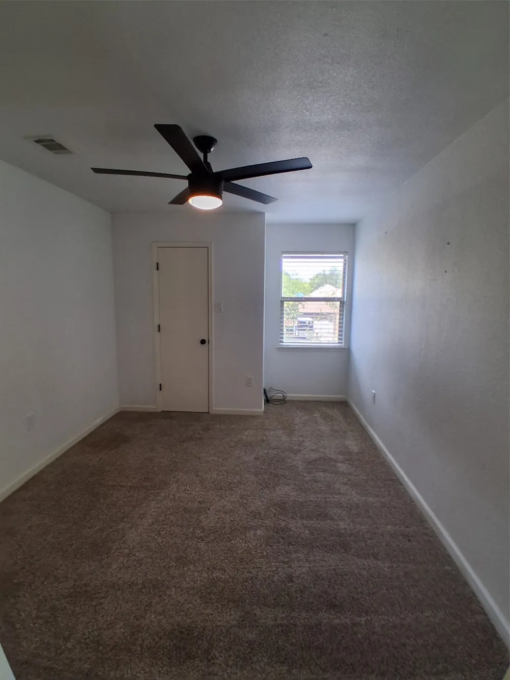 1503 Laguna Vista Way Grapevine, TX 76051