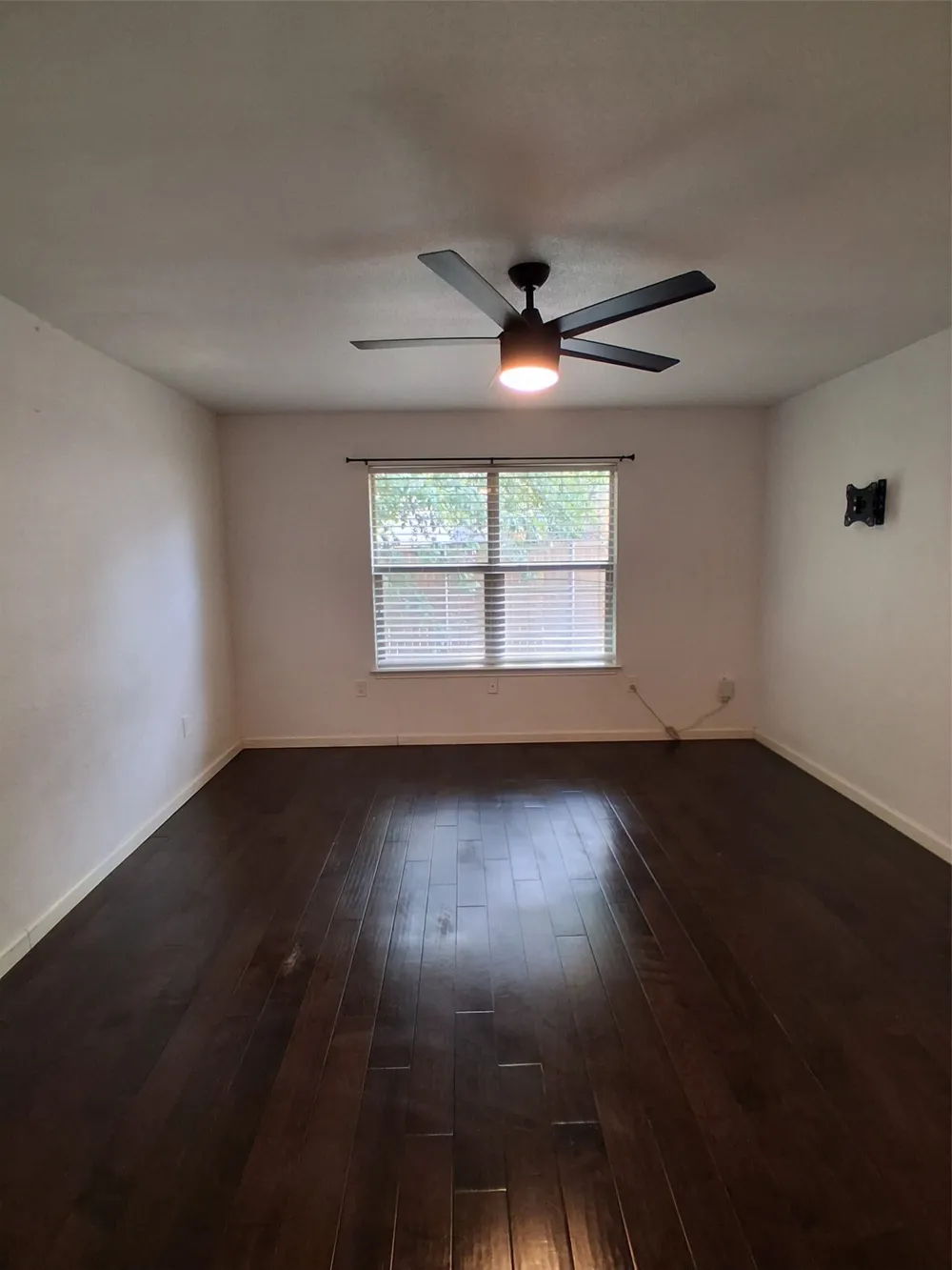 1503 Laguna Vista Way Grapevine, TX 76051