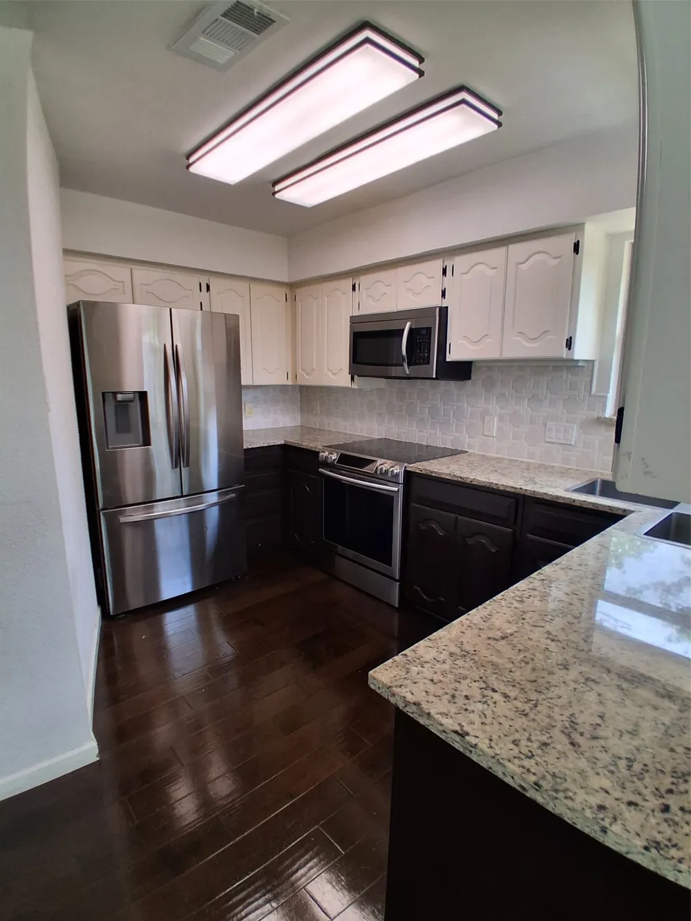 1503 Laguna Vista Way Grapevine, TX 76051