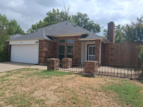 1503 Laguna Vista Way