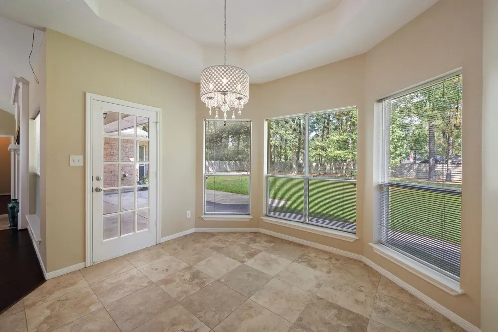 2615 Roman Forest Boulevard New Caney, TX 77357