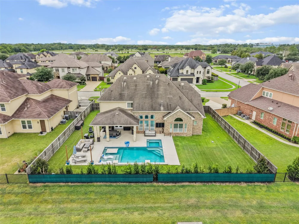 1805 Sterling Creek Drive Friendswood, TX 77546