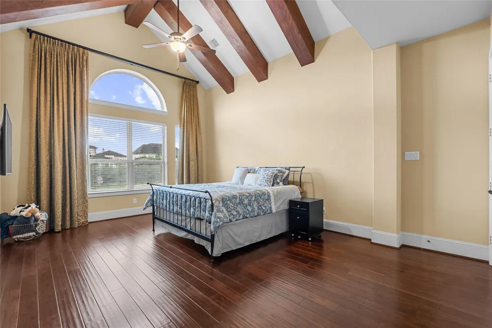 1805 Sterling Creek Drive Friendswood, TX 77546