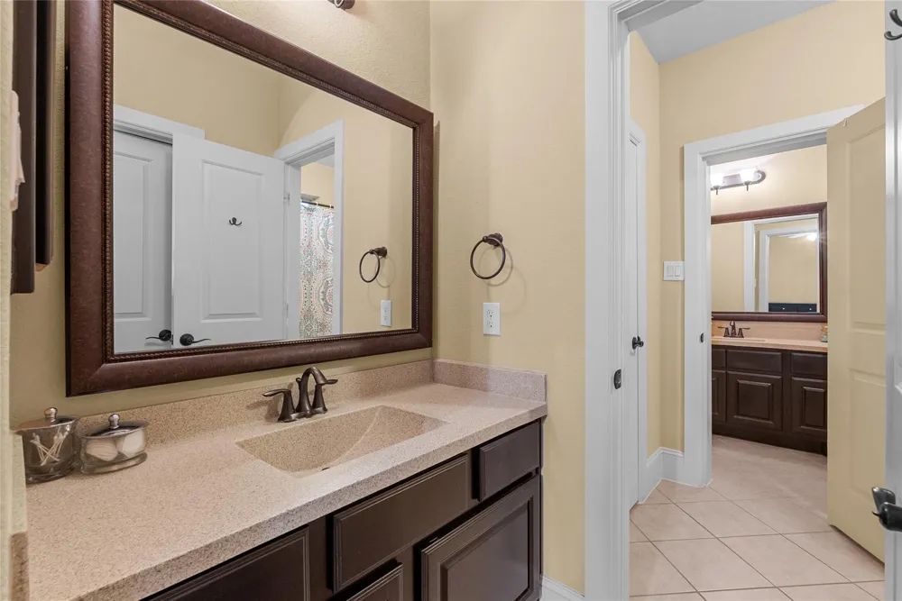 1805 Sterling Creek Drive Friendswood, TX 77546