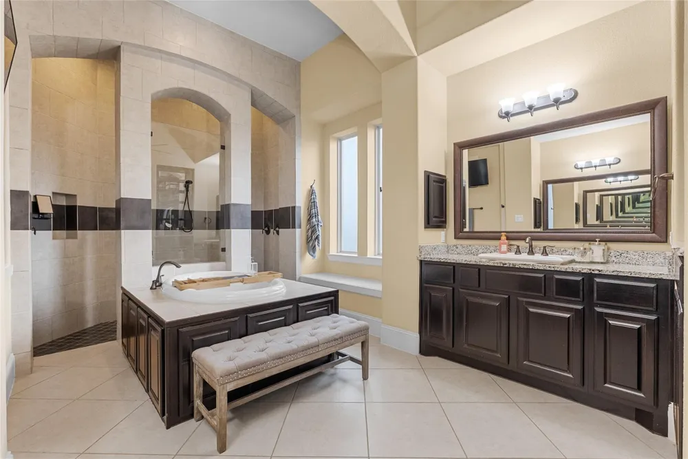 1805 Sterling Creek Drive Friendswood, TX 77546