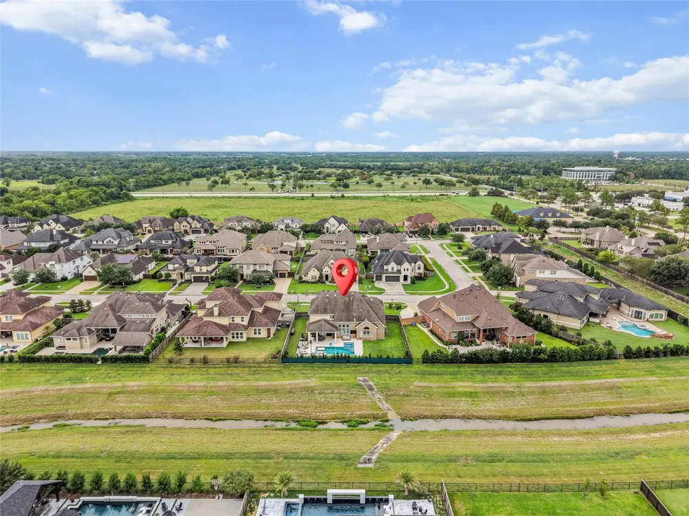 1805 Sterling Creek Drive Friendswood, TX 77546