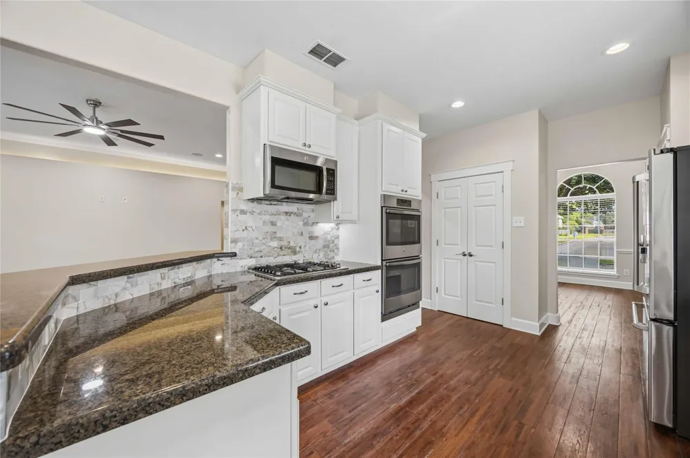 14527 Farrawood Drive Cypress, TX 77429