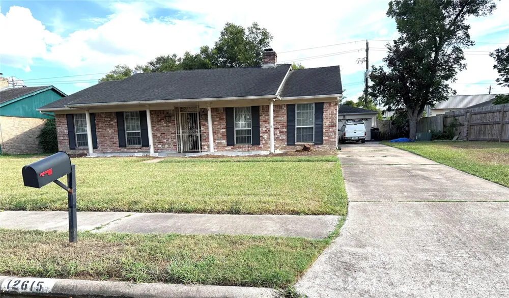 12615 Shannon Hills Drive Houston, TX 77099