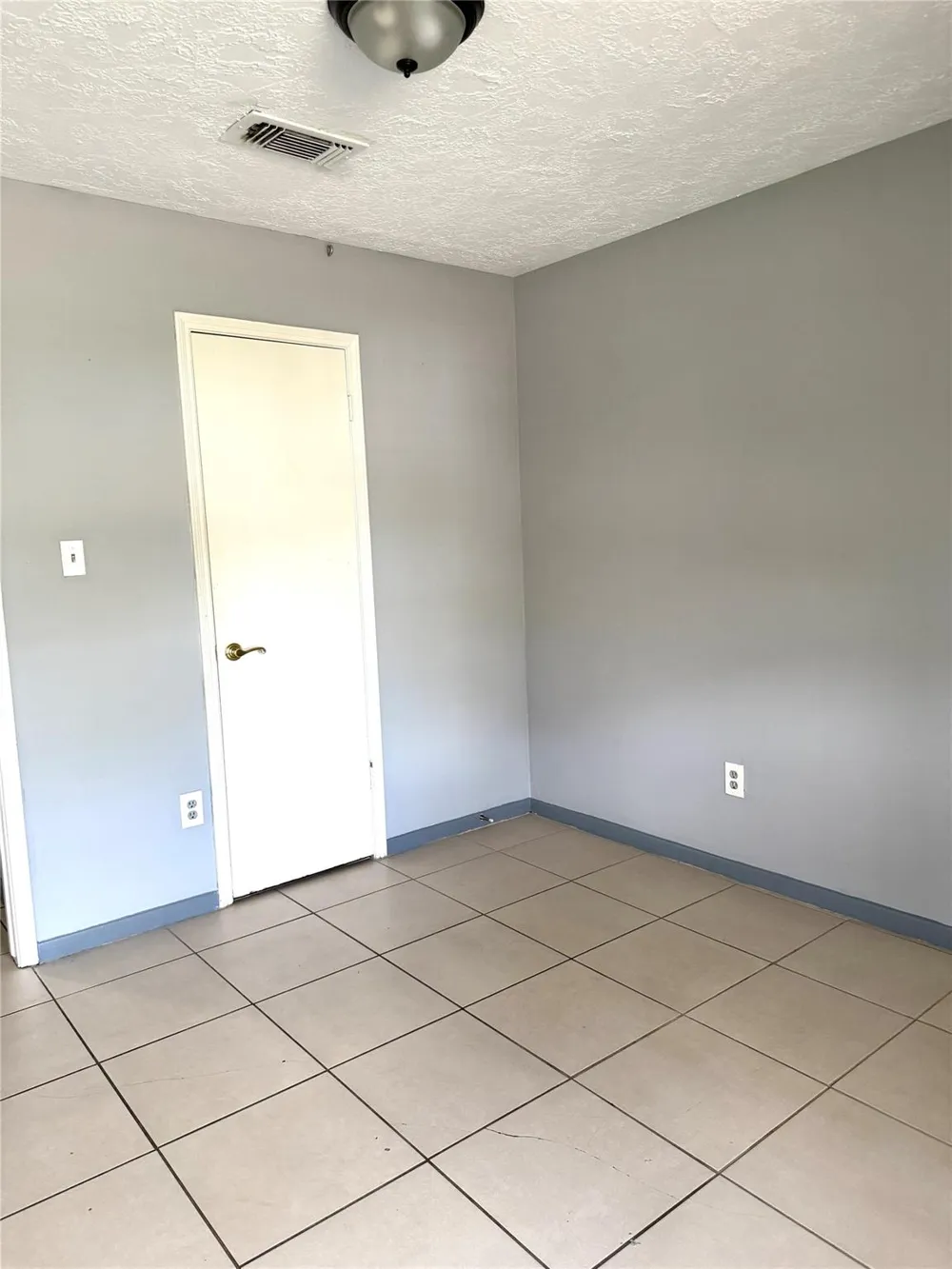 12615 Shannon Hills Drive Houston, TX 77099