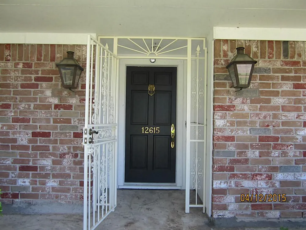 12615 Shannon Hills Drive Houston, TX 77099