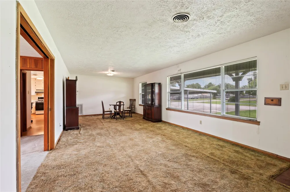 6302 Olson Lane Pasadena, TX 77505