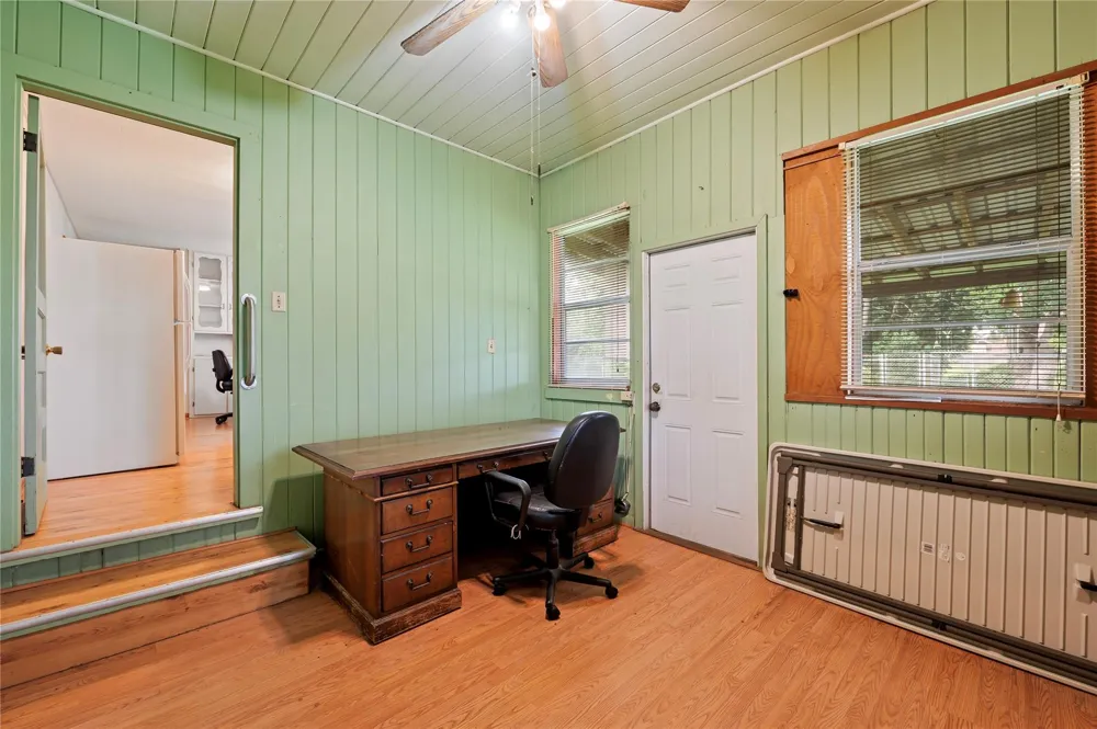 6302 Olson Lane Pasadena, TX 77505