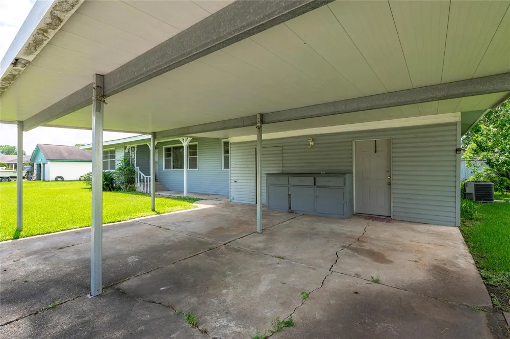 6302 Olson Lane Pasadena, TX 77505