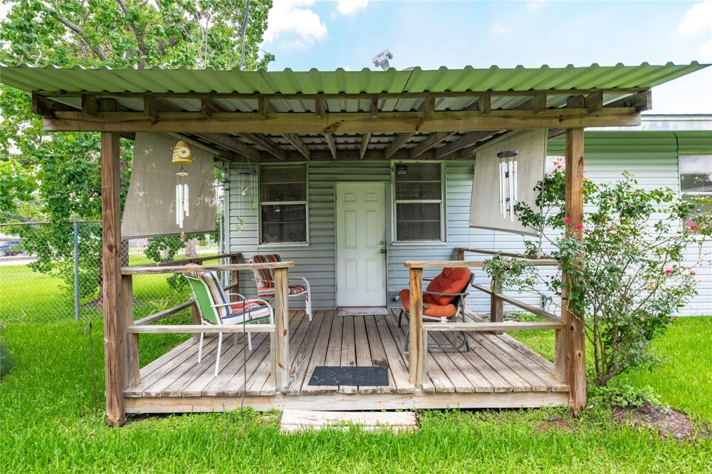 6302 Olson Lane Pasadena, TX 77505