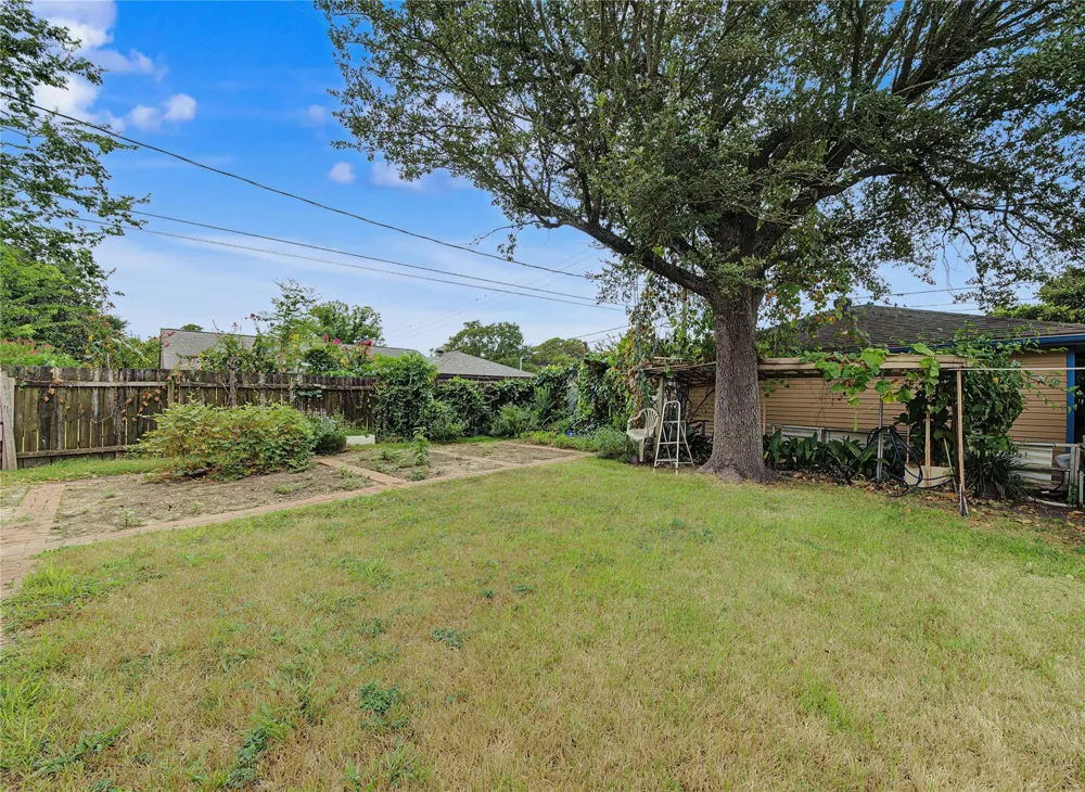 8939 Concho Street Houston, TX 77036