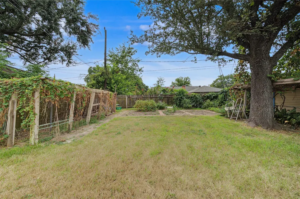 8939 Concho Street Houston, TX 77036