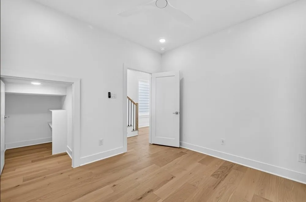 902 Kern St #B Houston, TX 77009