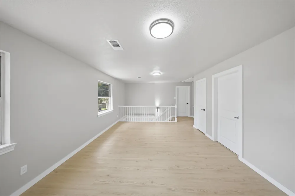 13903 Charlynn Oaks Dr Houston, TX 77070