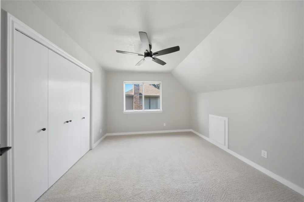 13903 Charlynn Oaks Dr Houston, TX 77070