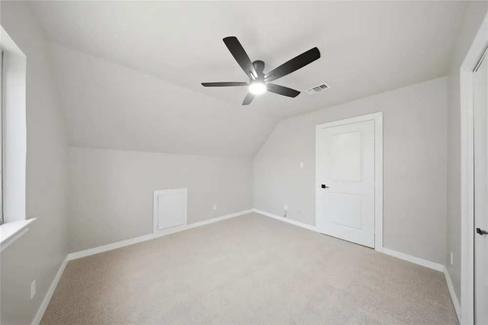 13903 Charlynn Oaks Dr Houston, TX 77070