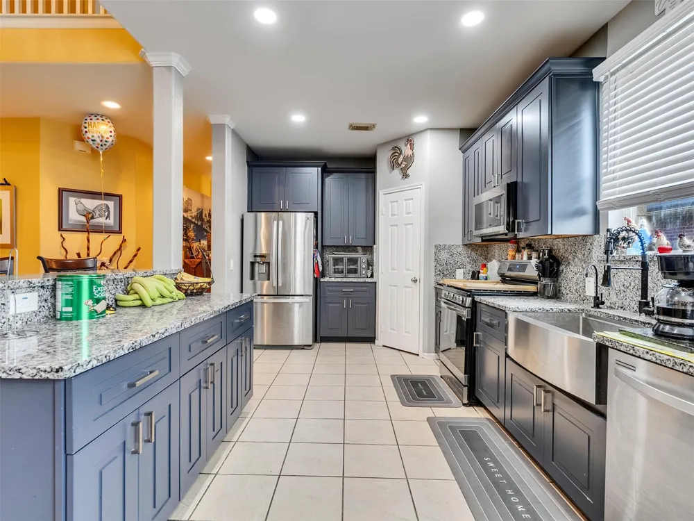 9102 Sunrise Trl Pearland, TX 77584