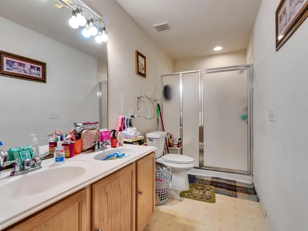 9102 Sunrise Trl Pearland, TX 77584