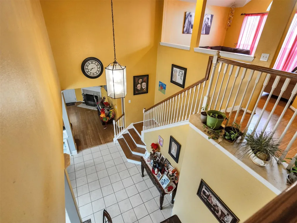 9102 Sunrise Trl Pearland, TX 77584