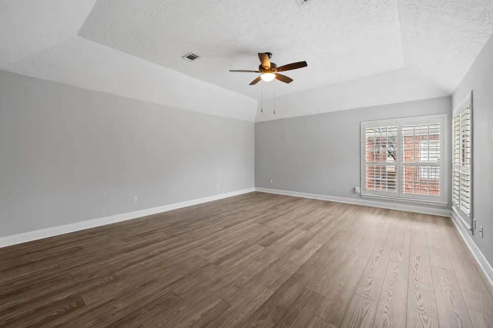 2514 Potomac Drive #B Houston, TX 77057