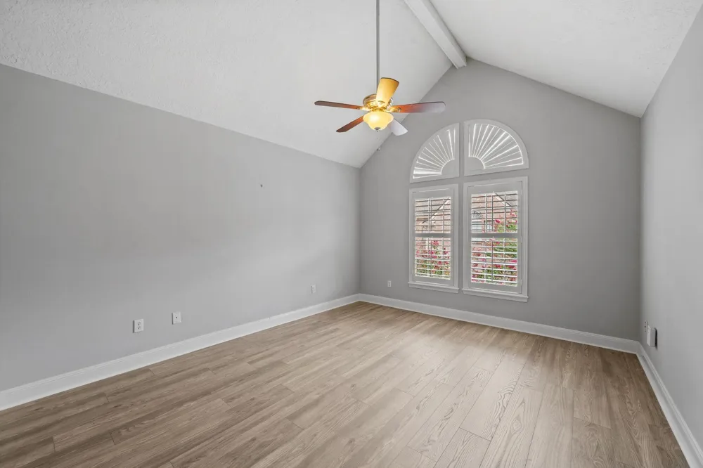2514 Potomac Drive #B Houston, TX 77057