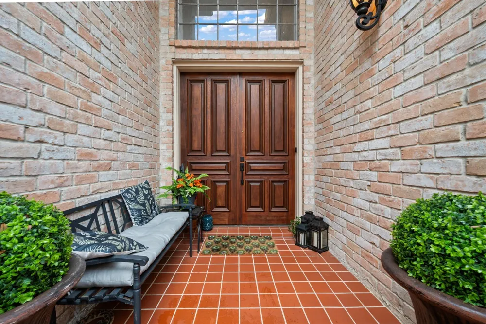 2514 Potomac Drive #B Houston, TX 77057