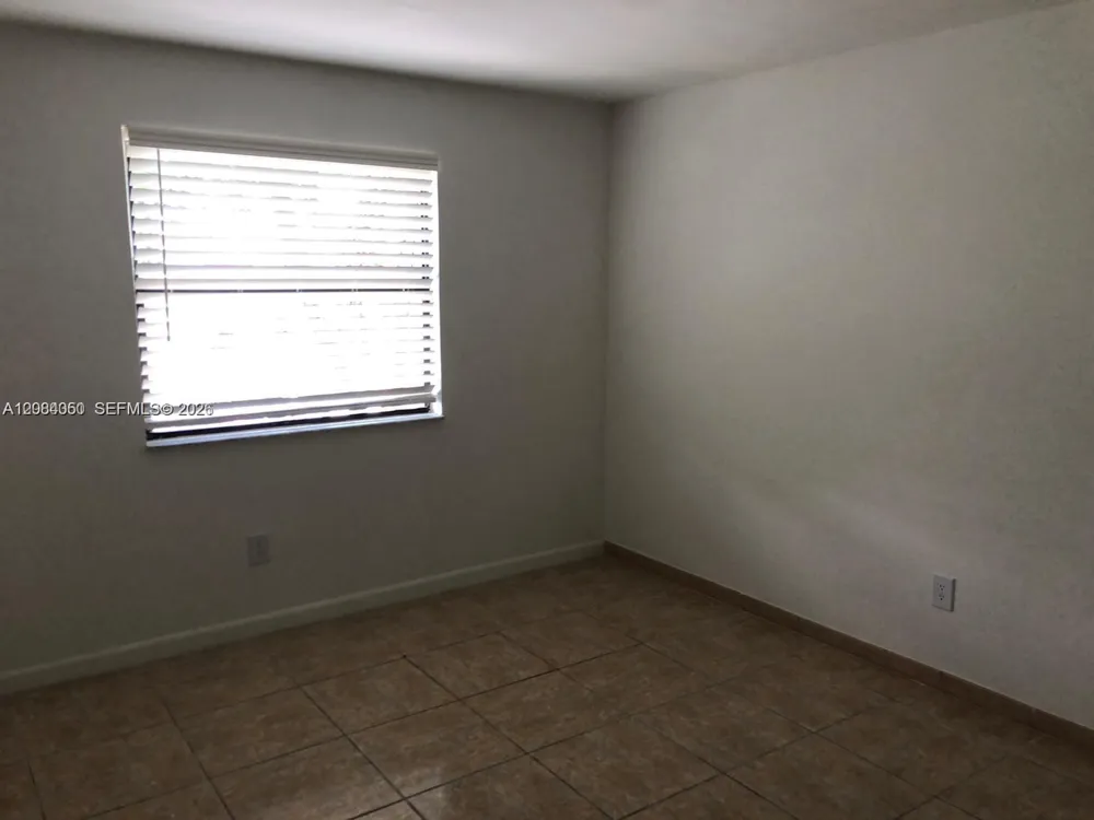 6575 W 24th Ct #3-14 Hialeah, FL 33016