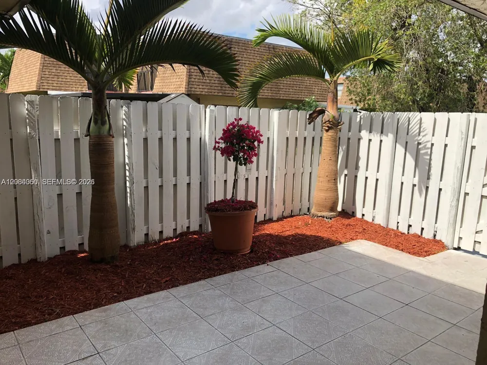 6575 W 24th Ct #3-14 Hialeah, FL 33016