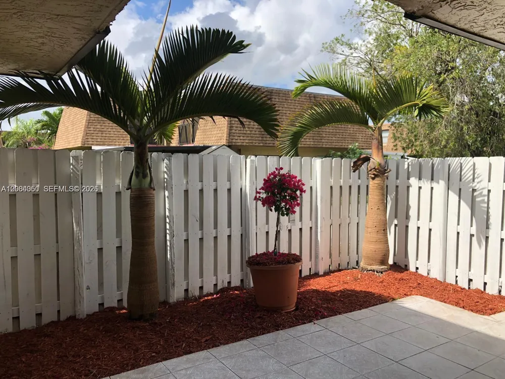 6575 W 24th Ct #3-14 Hialeah, FL 33016