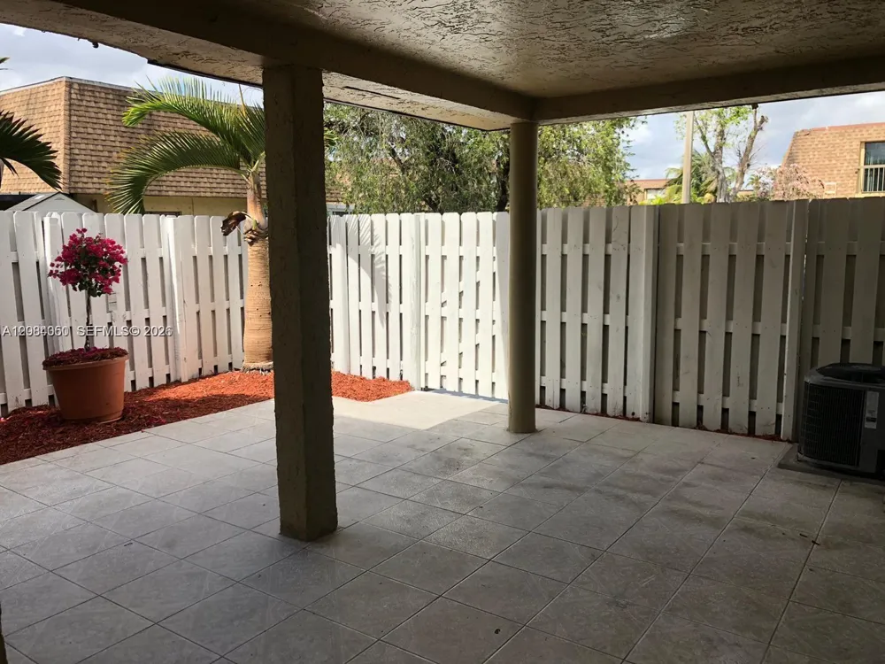 6575 W 24th Ct #3-14 Hialeah, FL 33016