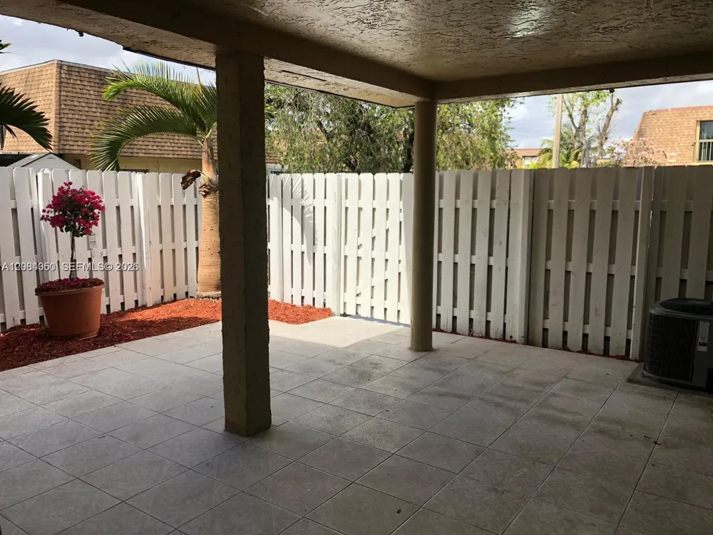 6575 W 24th Ct #3-14 Hialeah, FL 33016