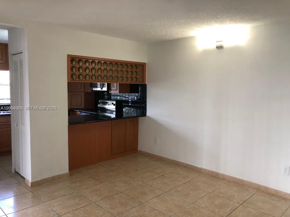 6575 W 24th Ct #3-14 Hialeah, FL 33016