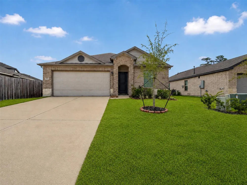 171 Ashe Juniper Way Magnolia, TX 77354