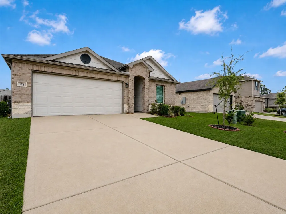171 Ashe Juniper Way Magnolia, TX 77354