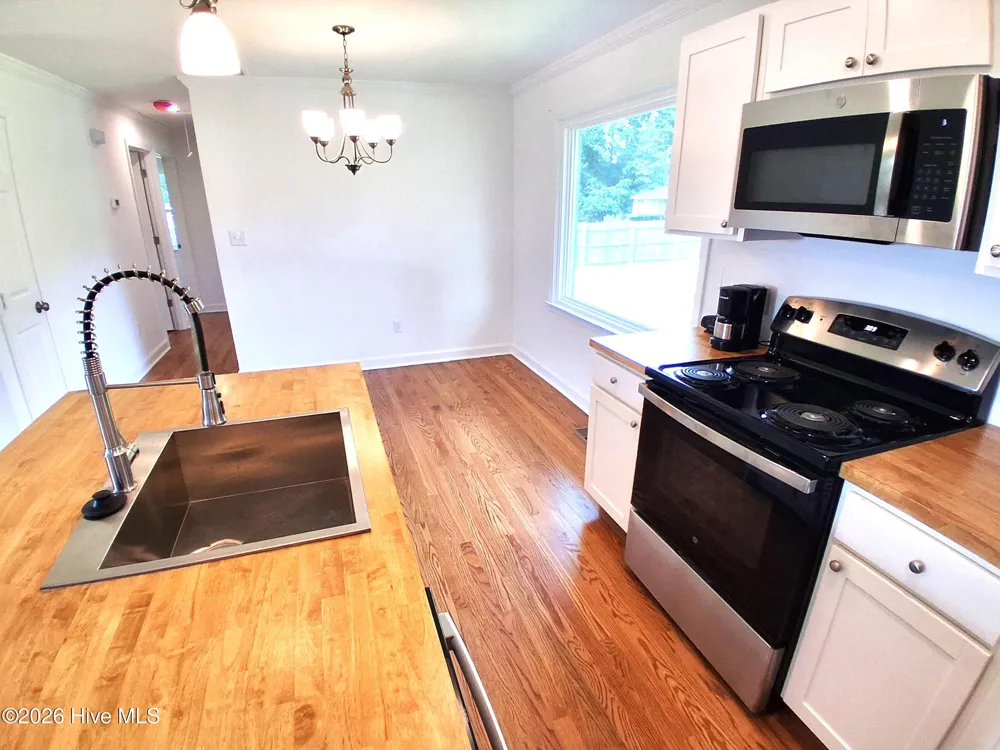 2427 Bonnie Best Road Williamston, NC 27892
