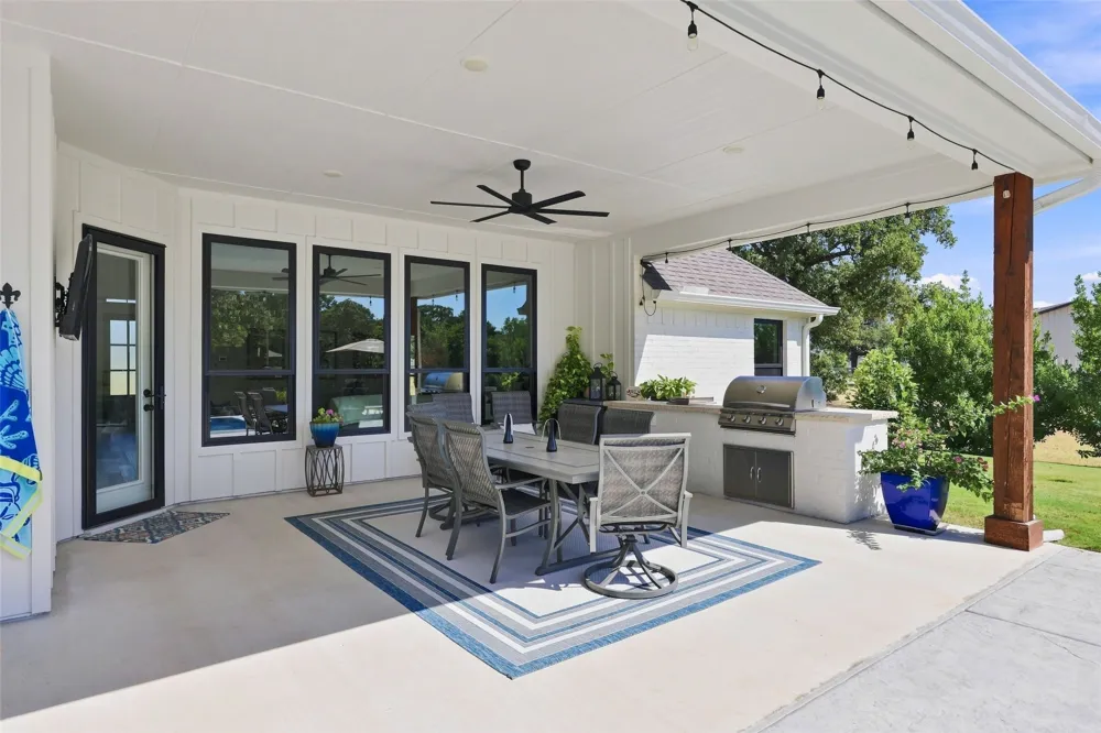 1072 Paradise Parkway Poolville, TX 76487