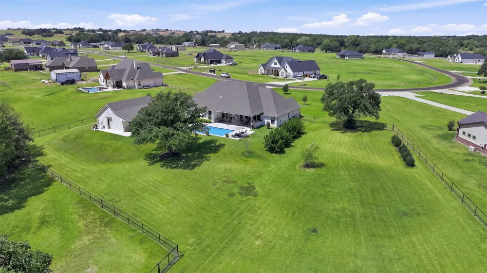 1072 Paradise Parkway Poolville, TX 76487