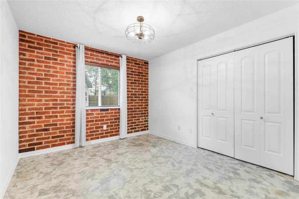 2418 Pebbledowne Circle Sugar Land, TX 77478